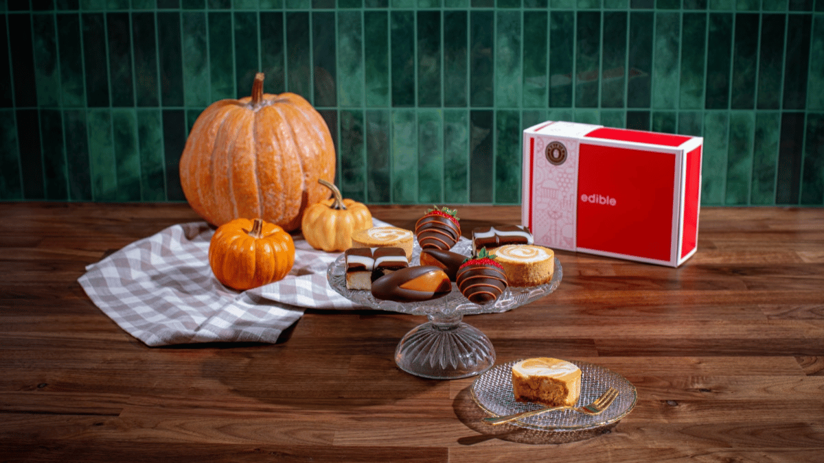 "Free Pumpkin Cheesecake Giveaway for National Pumpkin Day"