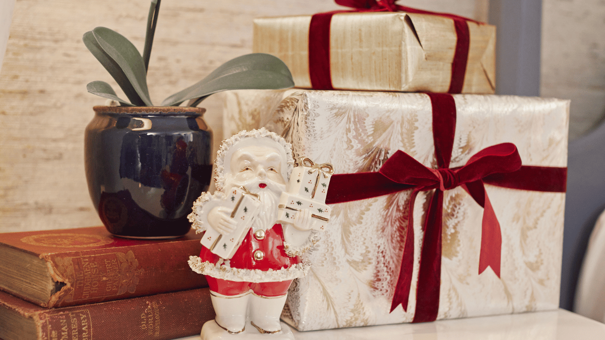 Win $5,000 in the TLC® Holiday Cash Giveaway!