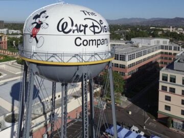 Disney+  Days of Perks: Studio Tour Sweepstakes – Disney+ Subscribers / Mail-In