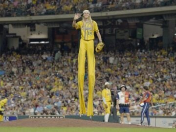 Geico Banana Ball Championship Ticket Giveaway – Hot Pick!