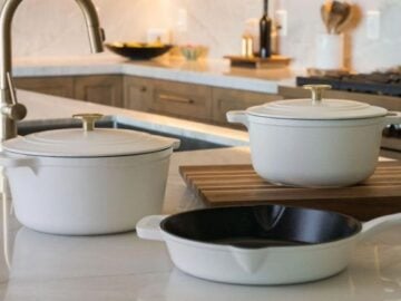 ZLine Kitchen Mother’s Day Cast Iron Giveaway ️