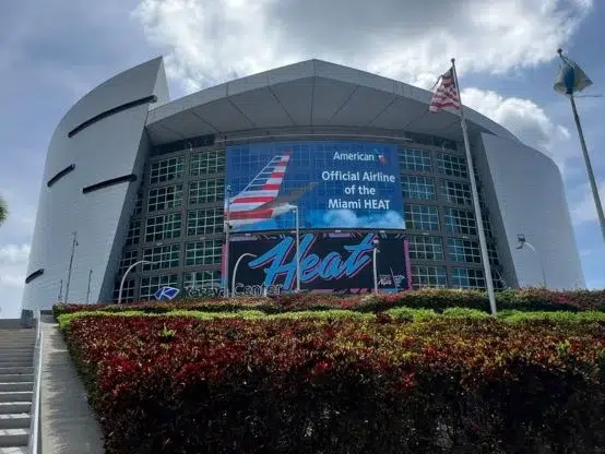 American Airlines Heat Perks Welcome To The 305 Sweepstakes