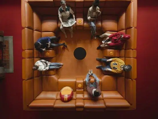 Cheez-It Couch Committee Contest